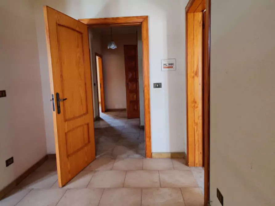 Immagine 12 di Casa indipendente in vendita  in Strada Provinciale 30 a Eboli