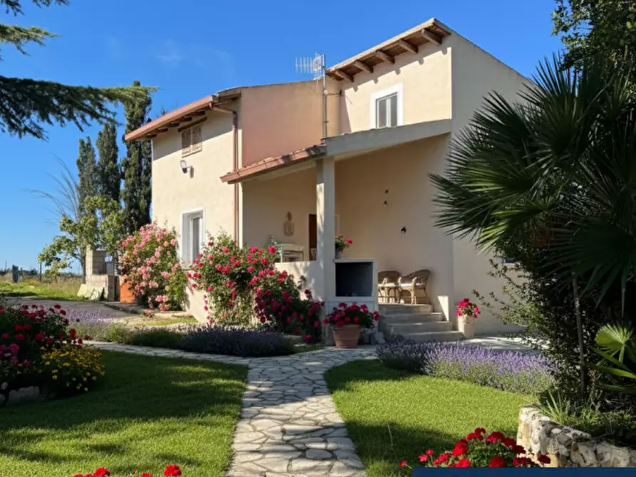 Immagine 2 di Casa indipendente in vendita  in Loc. La Prunosa Sorso a Sorso