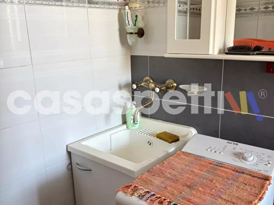 Immagine 38 di Casa indipendente in vendita  in Via Spinito Palazza a Sala Consilina