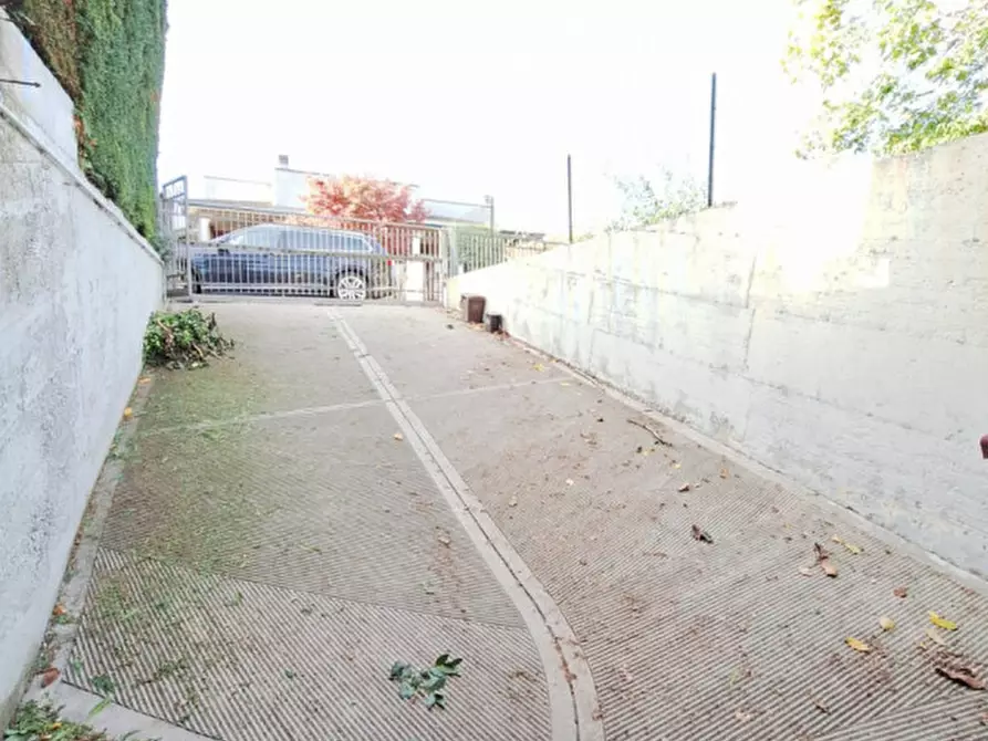 Immagine 33 di Villetta a schiera in vendita  in via Giotto a Rovigo