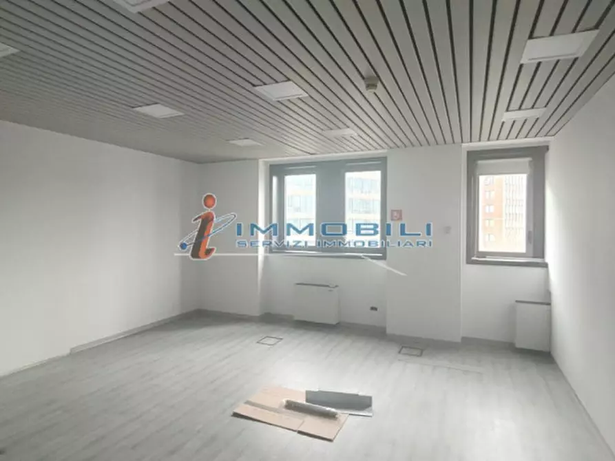 Immagine 1 di Ufficio in affitto  in VIA FARA GUSTAVO a Milano