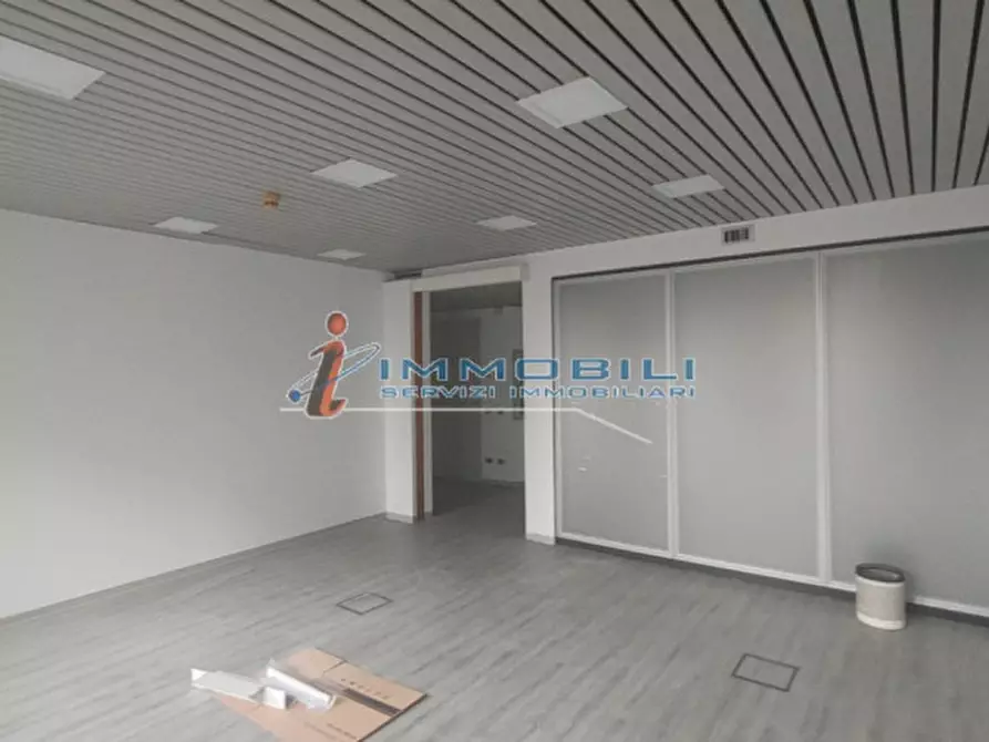 Immagine 9 di Ufficio in affitto  in VIA FARA GUSTAVO a Milano