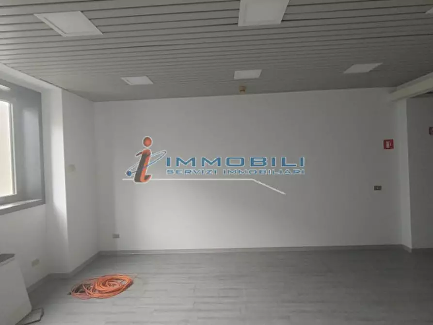 Immagine 12 di Ufficio in affitto  in VIA FARA GUSTAVO a Milano