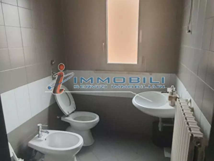 Immagine 23 di Ufficio in affitto  in VIA FARA GUSTAVO a Milano