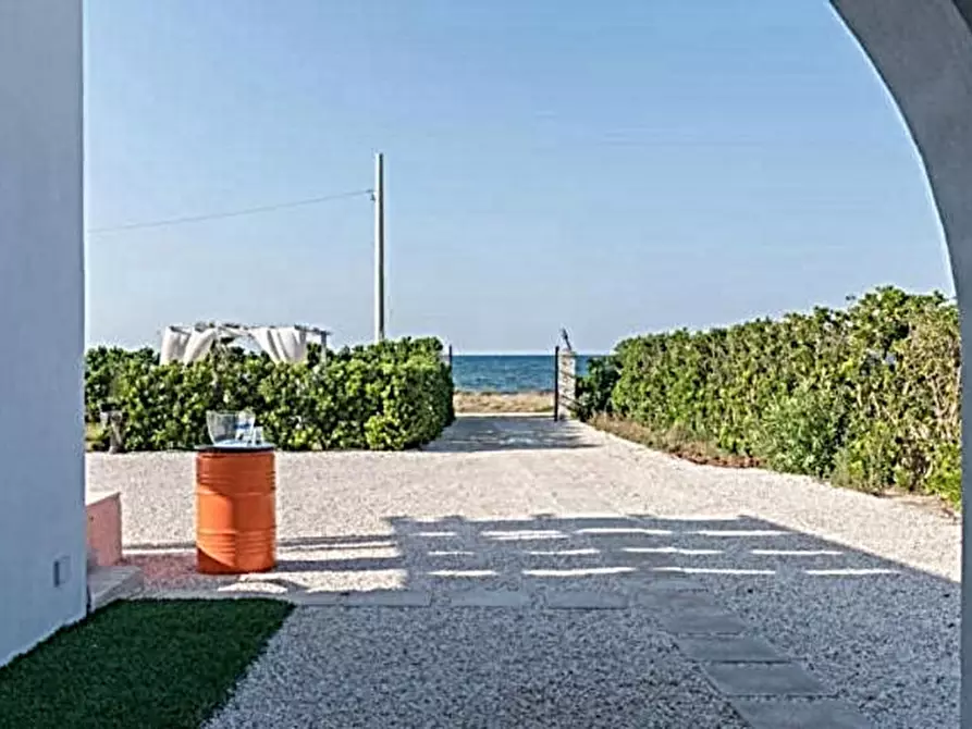 Immagine 19 di Villa in vendita  in Specchiolla a San Vito Dei Normanni