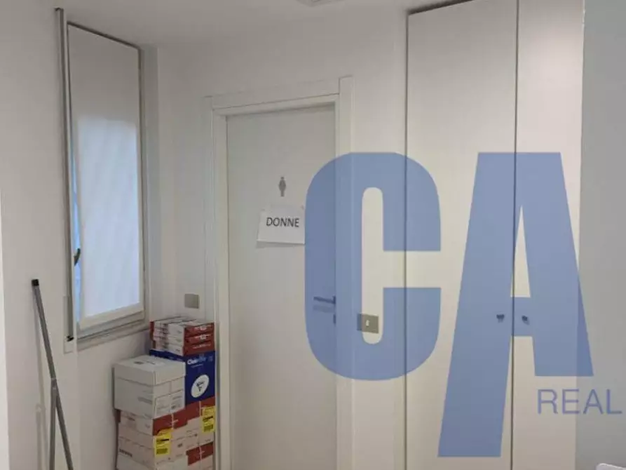 Immagine 8 di Ufficio in affitto  in PIAZZA MISSORI GIUSEPPE a Milano