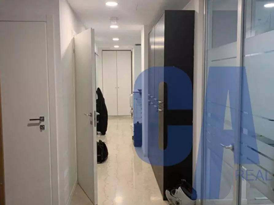 Immagine 10 di Ufficio in affitto  in PIAZZA MISSORI GIUSEPPE a Milano