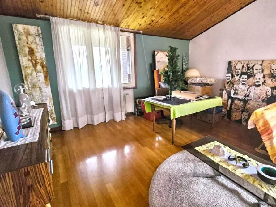Immagine 8 di Villa in vendita  in Via Antonibon, 12, 36055 Nove VI, Italia a Nove