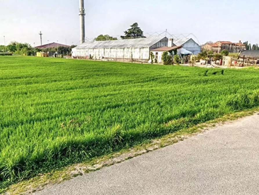 Immagine 6 di Terreno in vendita  in Via Marcon, 36061 Bassano del Grappa VI, Italia a Bassano Del Grappa