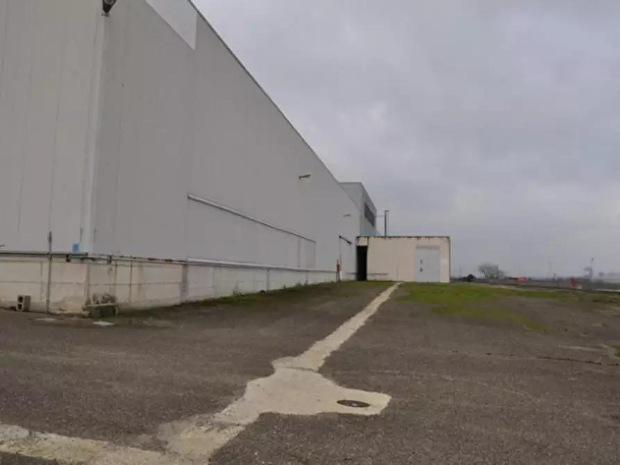 Immagine 9 di Capannone industriale in vendita  in Contrada San Nicola, N. 16 a Melfi