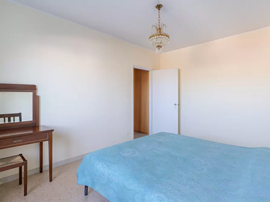 Immagine 21 di Appartamento in vendita  in via milano 1 a Bologna