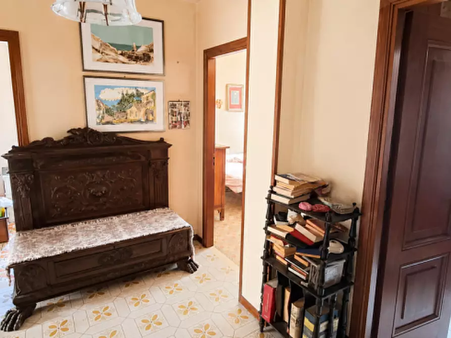 Immagine 12 di Appartamento in vendita  in VIA SAN LORENZO n. 87 a Palermo