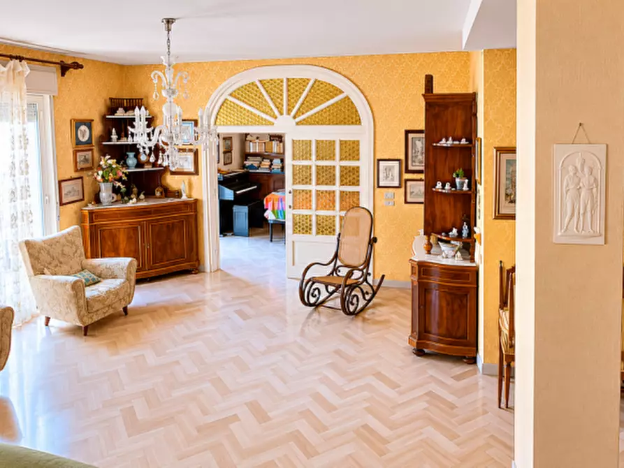 Immagine 17 di Appartamento in vendita  in VIA SAN LORENZO n. 87 a Palermo