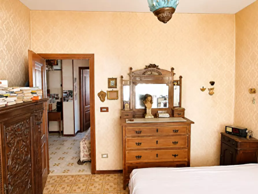 Immagine 23 di Appartamento in vendita  in VIA SAN LORENZO n. 87 a Palermo