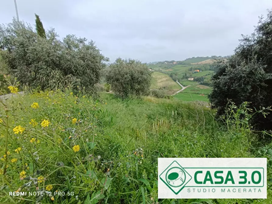 Immagine 3 di Magazzino in vendita  in Contrada Furiasse a Macerata