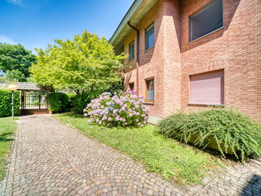 Immagine 6 di Appartamento in vendita  in Via Rio Vallero a Pino Torinese
