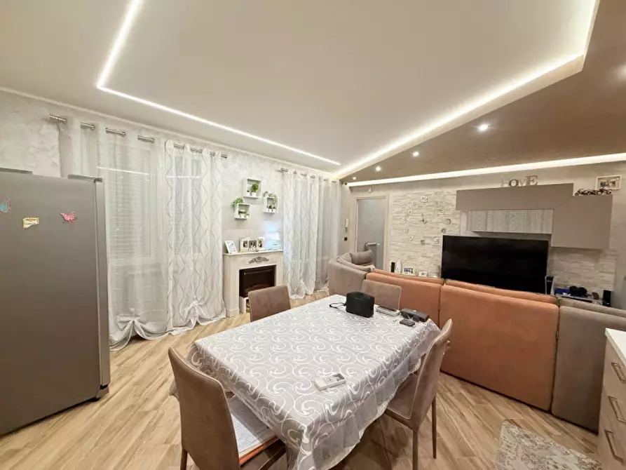 Immagine 5 di Appartamento in vendita  in Via Don Luigi Sturzo a Carini