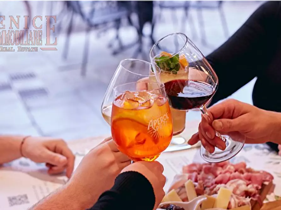 Immagine 3 di Attività commerciale in vendita  in via borgo cavour a Treviso