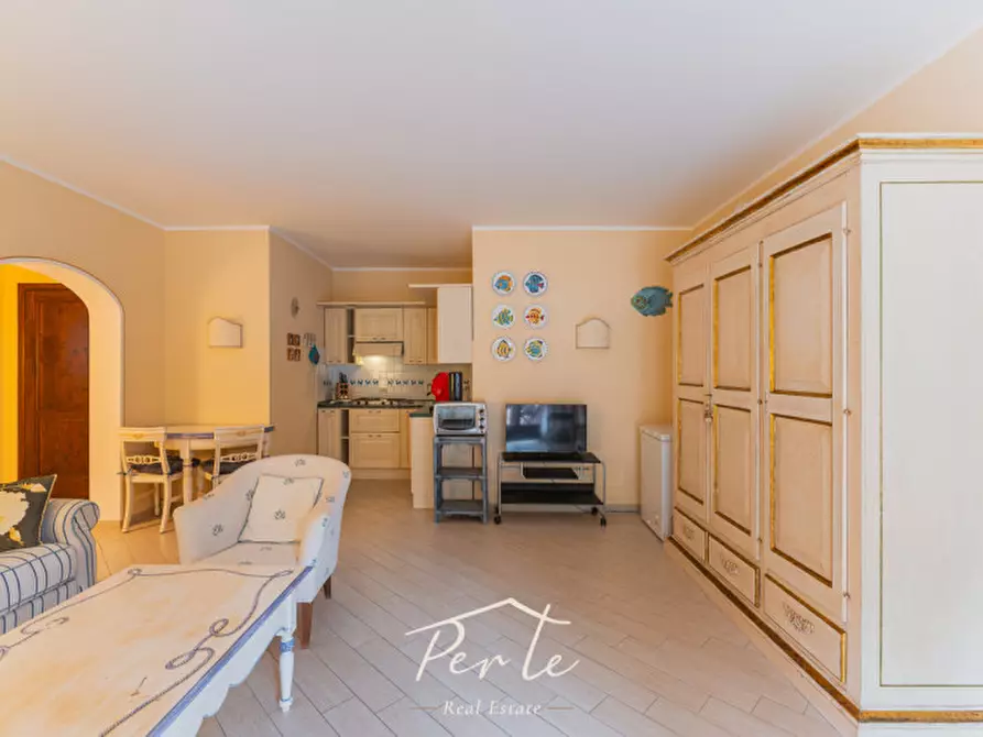 Immagine 12 di Appartamento in vendita  in Via Limbara 18b a Stintino