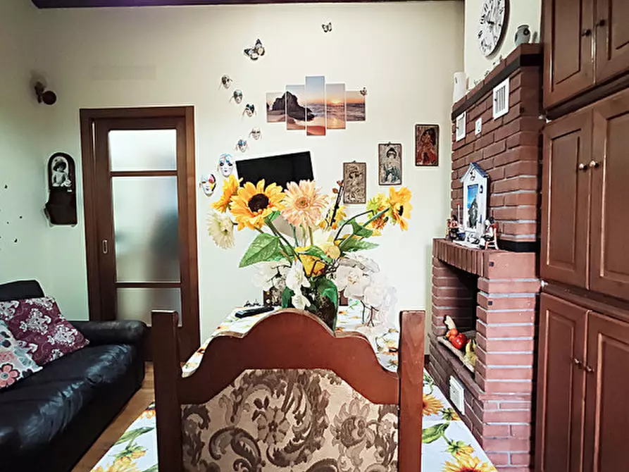 Immagine 11 di Appartamento in vendita  in via roma a Cavriglia