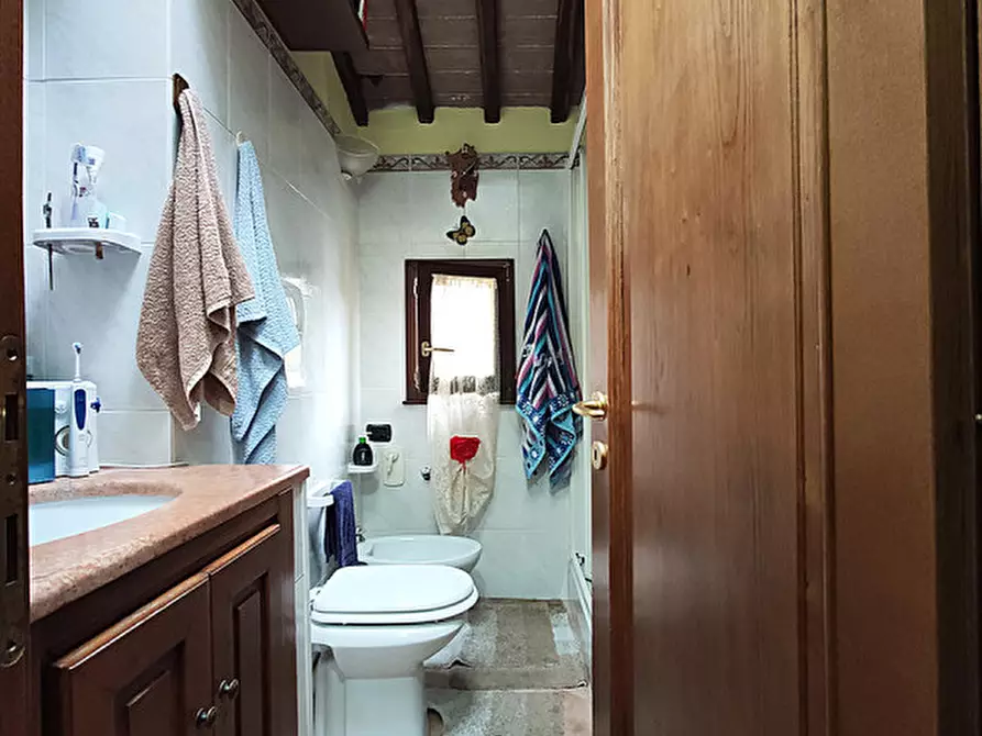 Immagine 12 di Appartamento in vendita  in via roma a Cavriglia