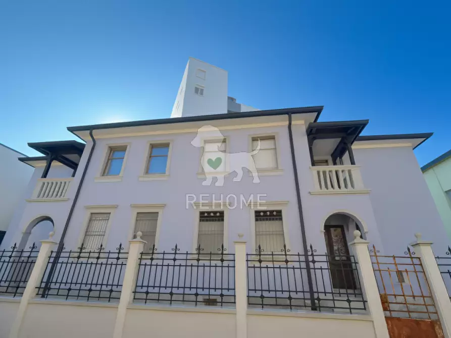 Immagine 1 di Casa bifamiliare in vendita  in Via Gaeta a Udine