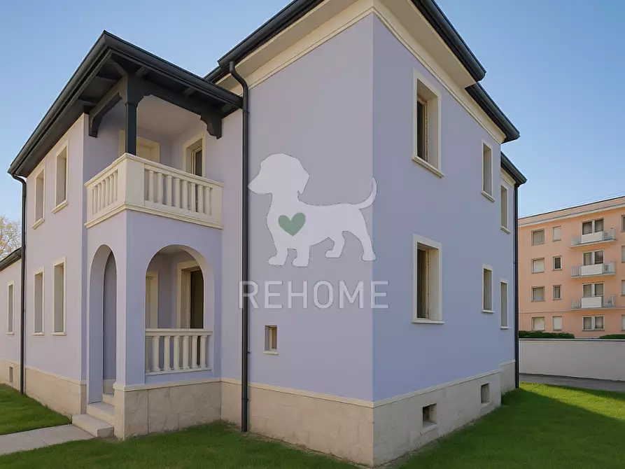 Immagine 3 di Casa bifamiliare in vendita  in Via Gaeta a Udine
