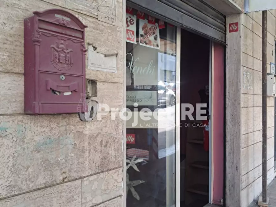 Immagine 4 di Negozio in affitto  in tra Via Cardinale e Via Tripepi a Reggio Di Calabria