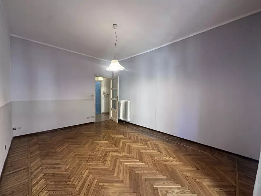 Immagine 10 di Appartamento in vendita  in Via Monesiglio 25 a Torino
