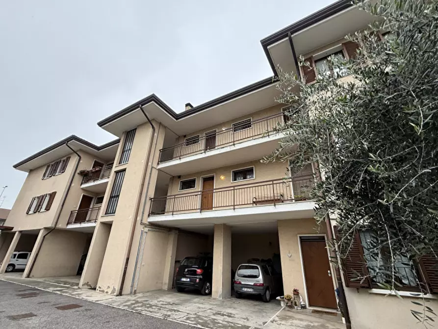 Immagine 13 di Appartamento in vendita  a Tregnago