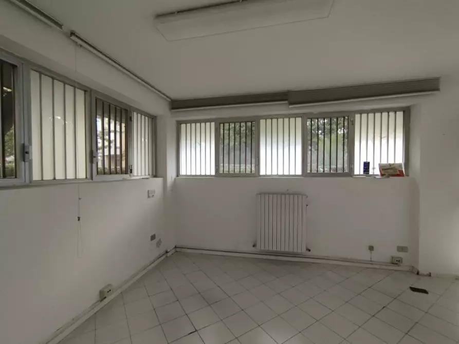 Immagine 9 di Ufficio in affitto  in Via Renato Paolini a Pescara