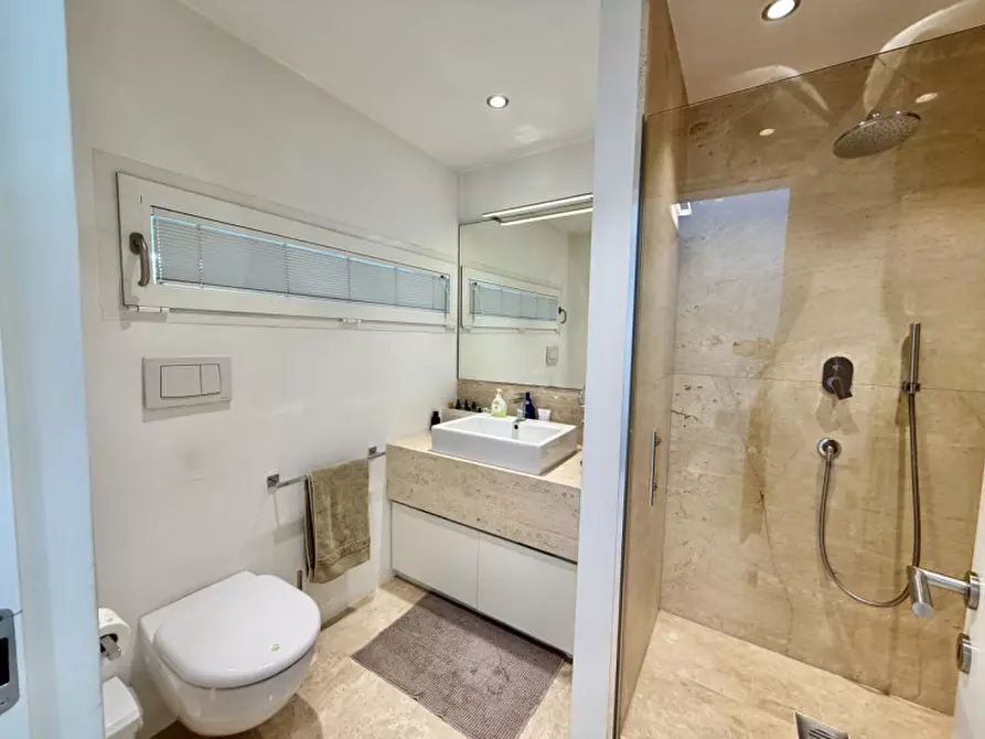 Immagine 20 di Villetta a schiera in vendita  in Via Lombardia a Jesolo