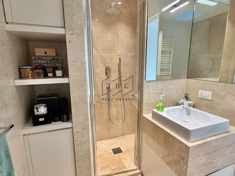 Immagine 34 di Villetta a schiera in vendita  in Via Lombardia a Jesolo