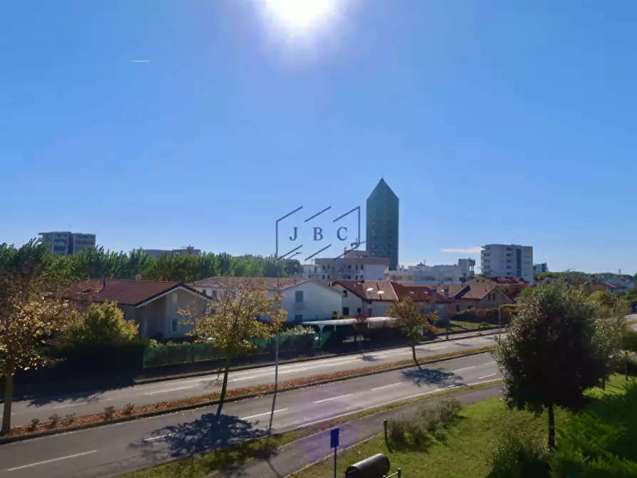 Immagine 41 di Villetta a schiera in vendita  in Via Lombardia a Jesolo