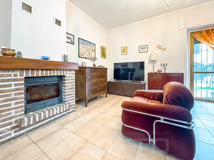 Immagine 23 di Casa bifamiliare in vendita  in via Cureggio 26 a Borgomanero