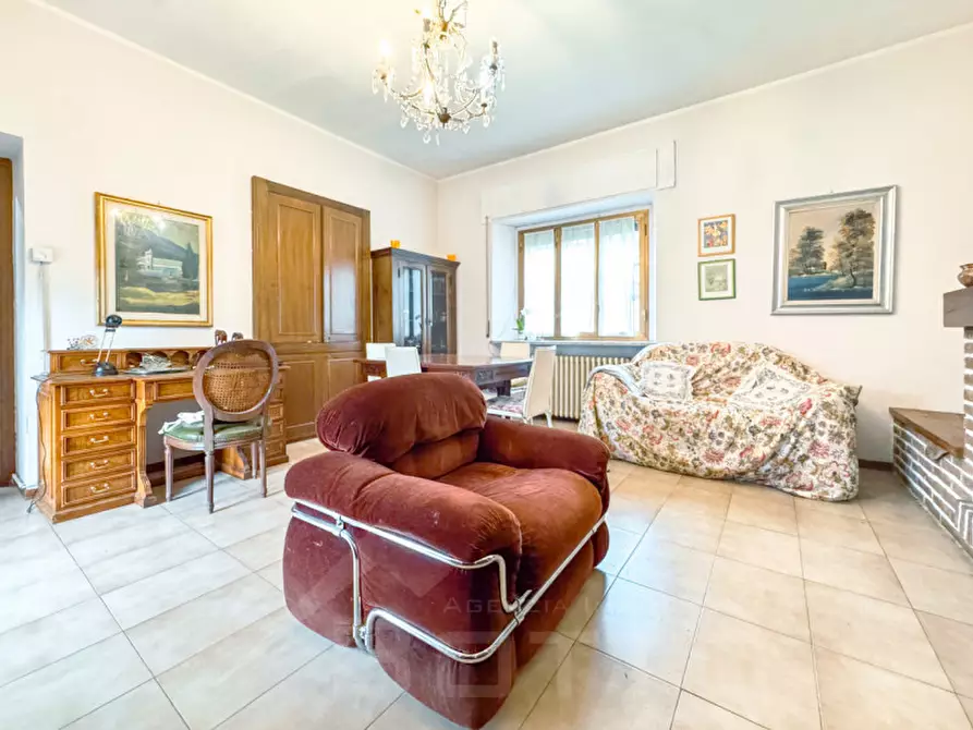 Immagine 24 di Casa bifamiliare in vendita  in via Cureggio 26 a Borgomanero