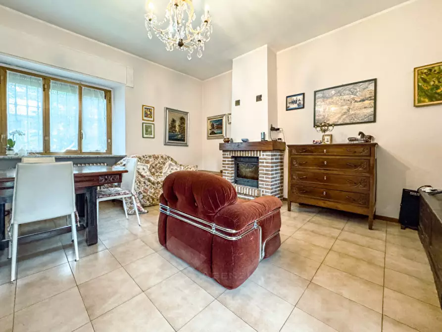 Immagine 25 di Casa bifamiliare in vendita  in via Cureggio 26 a Borgomanero