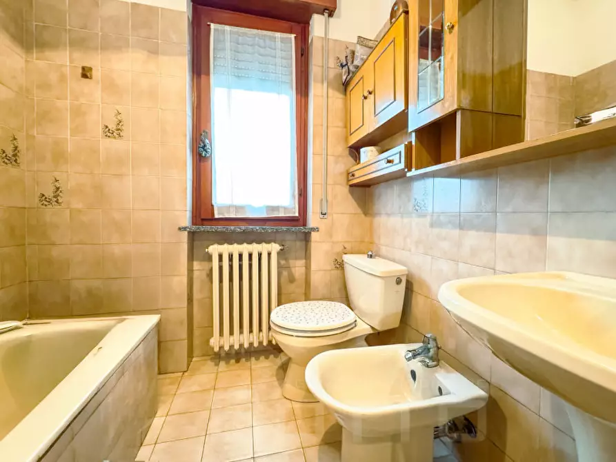 Immagine 32 di Casa bifamiliare in vendita  in via Cureggio 26 a Borgomanero