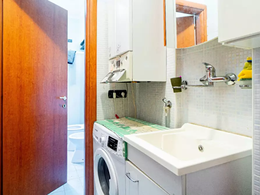 Immagine 2 di Appartamento in vendita  in Viale Antonio Gramsci, 31 a Parma