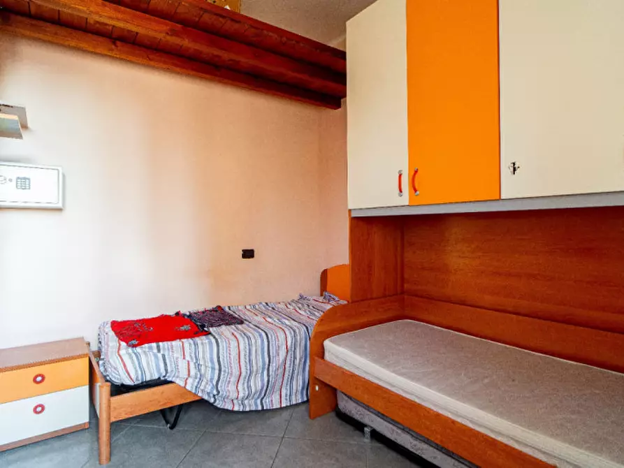 Immagine 12 di Appartamento in vendita  in Viale Antonio Gramsci, 31 a Parma