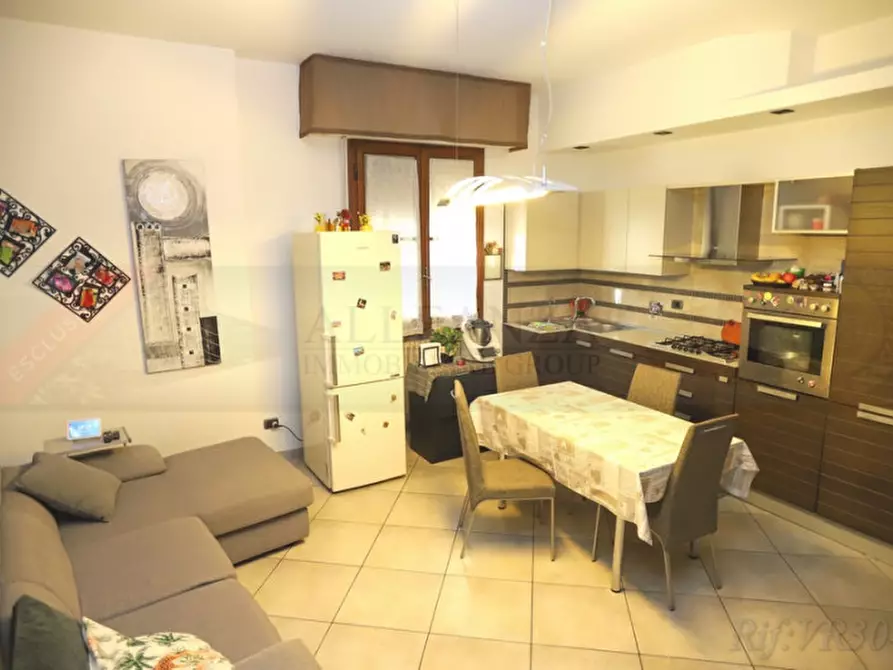 Immagine 1 di Appartamento in vendita  in Piazza della Repubblica a San Casciano In Val Di Pesa