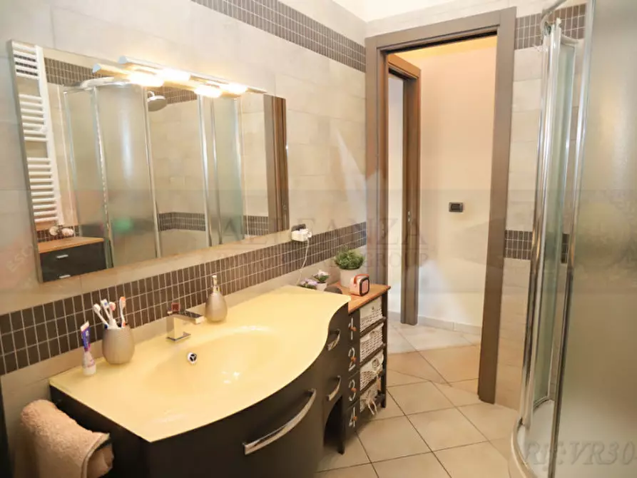 Immagine 10 di Appartamento in vendita  in Piazza della Repubblica a San Casciano In Val Di Pesa