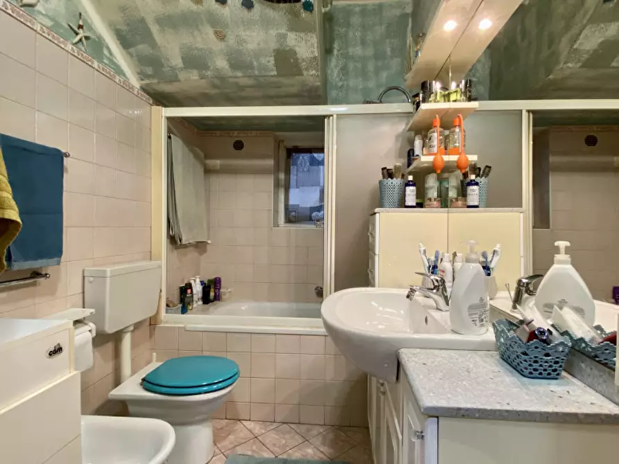 Immagine 10 di Appartamento in vendita  in Via Alessandro Rossi, 36 a Vicenza