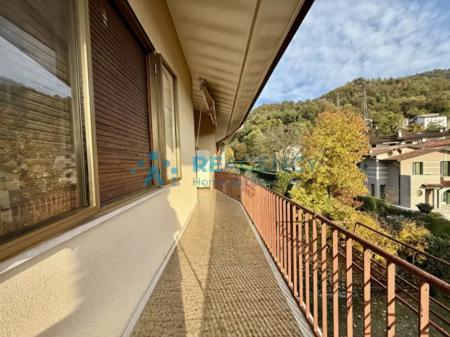 Immagine 6 di Appartamento in vendita  in Località Gaspari, 16 a Valdagno