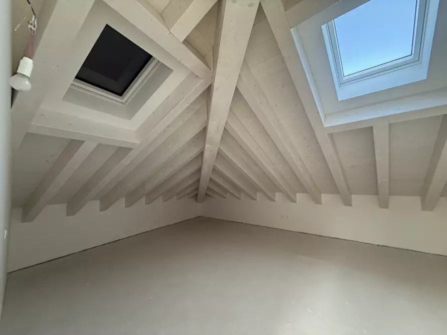 Immagine 5 di Appartamento in vendita  in Via L. Puppati a Castelfranco Veneto