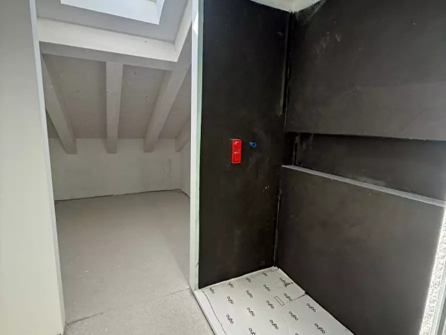 Immagine 12 di Appartamento in vendita  in Via L. Puppati a Castelfranco Veneto