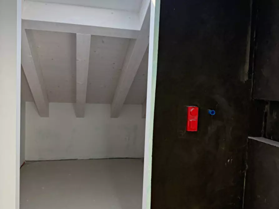 Immagine 9 di Appartamento in vendita  in Via L. Puppati a Castelfranco Veneto