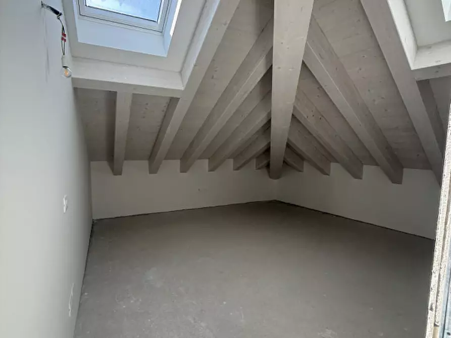 Immagine 10 di Appartamento in vendita  in Via L. Puppati a Castelfranco Veneto