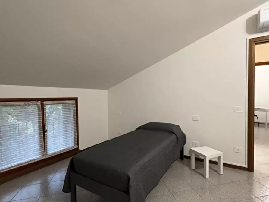 Immagine 15 di Camera in affitto  in Via Aldo Moro 81 a Colorno
