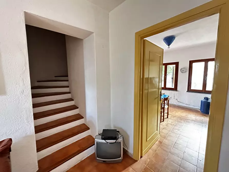 Immagine 19 di Villa in vendita  in Via Londra a Posada